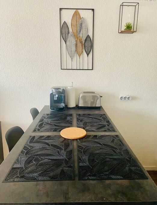 Studio Entre Mer Et Dunes Avec Balcon Vue Laterale Mer 50M Plage Pour 3 Pers Wifi Menage Compris Fort-Mahon-Plage Extérieur photo